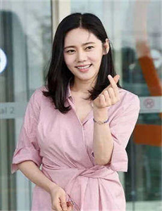女军官与魔鬼国语