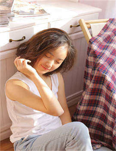 丰满女邻居做爰BD的小说